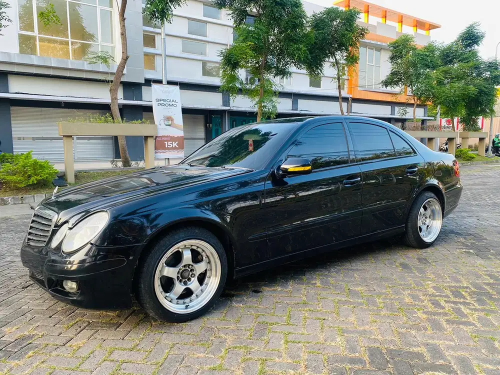 Mercedes-Benz E200 2009 Bensin mercy E200 matic