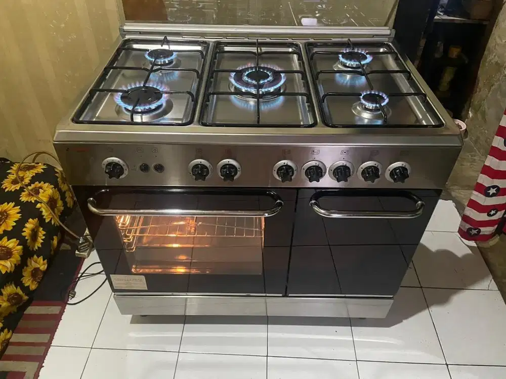 Kompor oven azalea (like new) made in italy