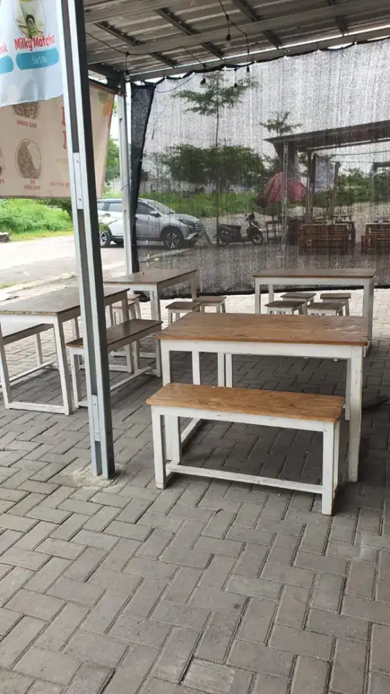 Meja kursi kafe/kedai