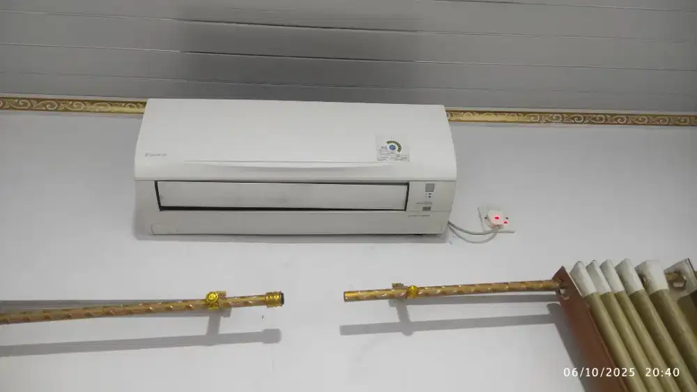 Di jual murah ac daikin 1pk