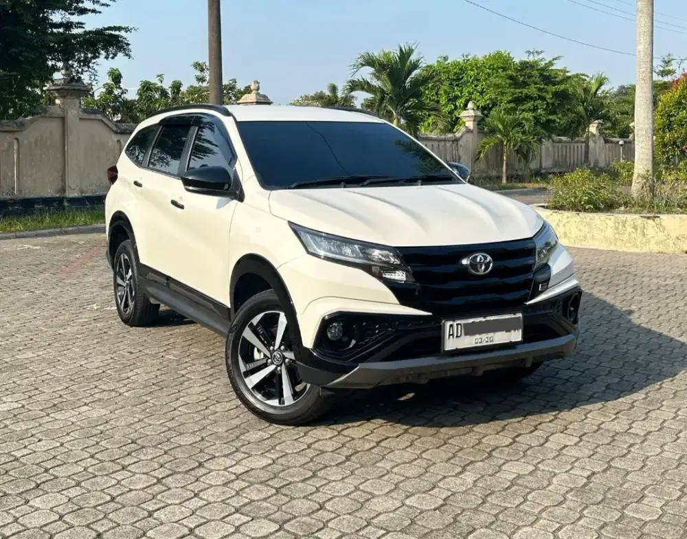 Rush GR Sport Matic 2025 KM 6 RB  Istimewa