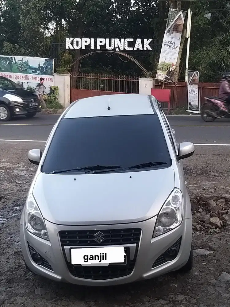 Suzuki Splash 2013 Bensin