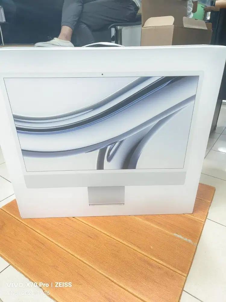 iMac M3 8/512gb 24-inci baru segel fresh pabrik Garansi resmi iBox