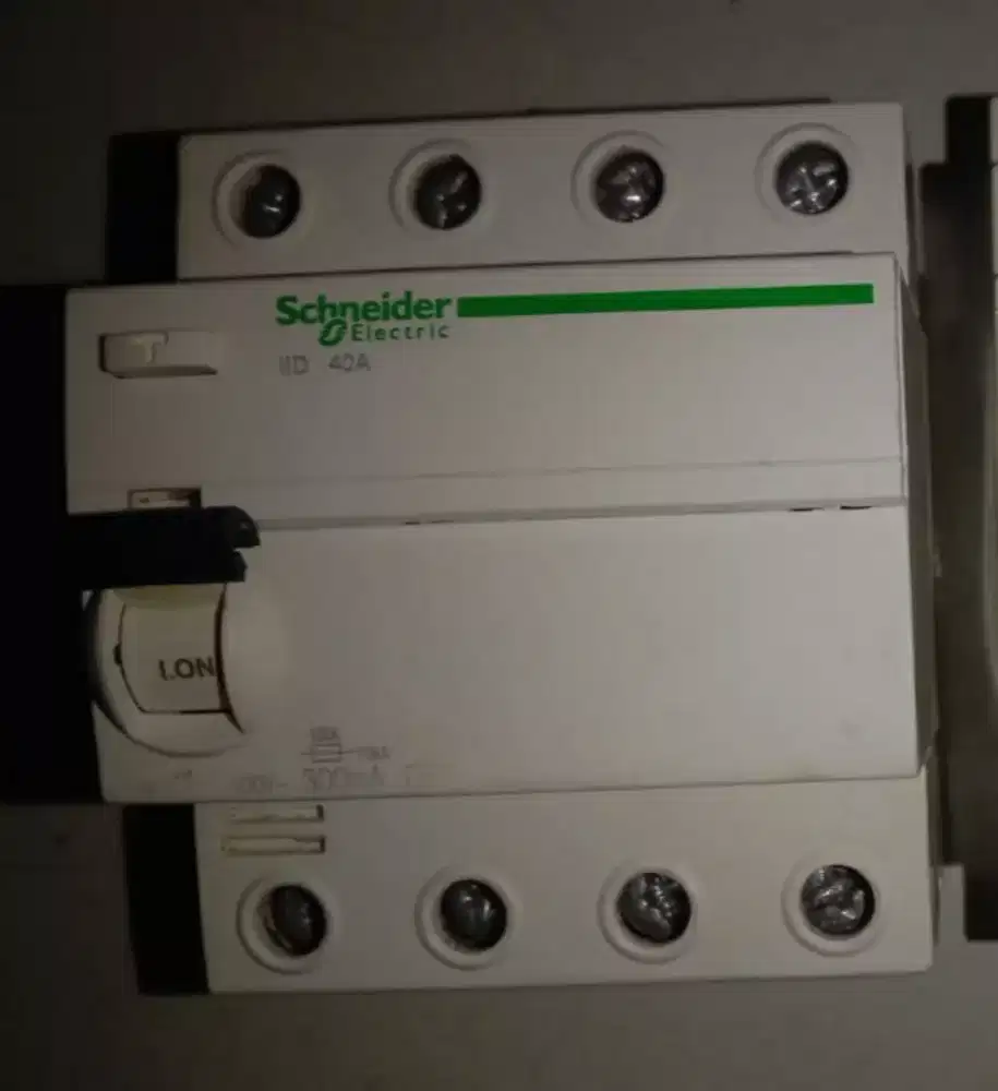 Rccb schneider 4pool 40a 1pcs seken normal ori