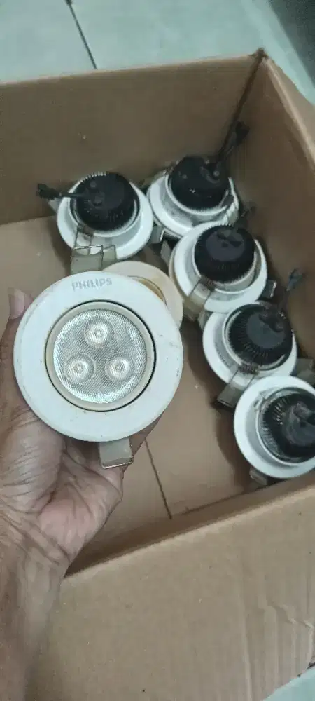 Lampu tembak flapon 45 Unit Borong