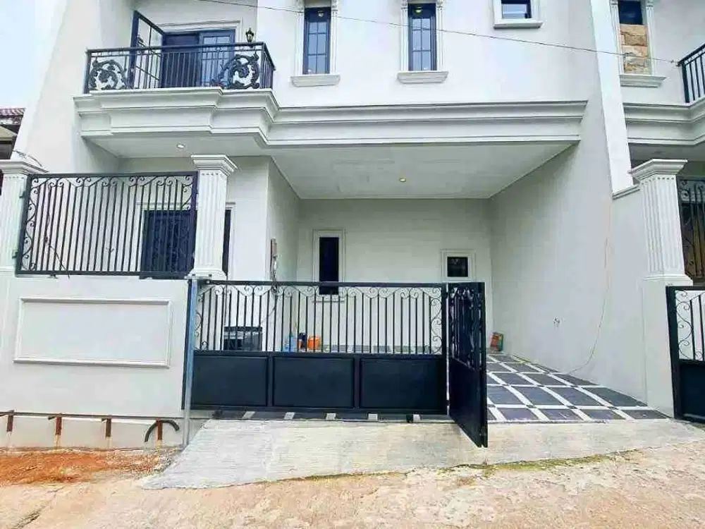 RUMAH MEWAH 2 LANTAI LOKASI STRATEGIS DI DALAM KOMPLEK  KOTA DEPOK