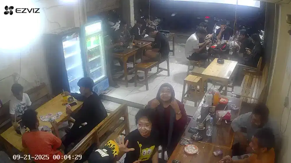 Di cari karyawan warkop / pelayan warkop