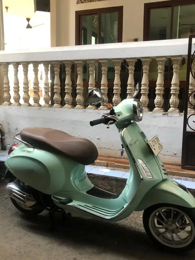 Vespa primavera 150 iget abs led  2023