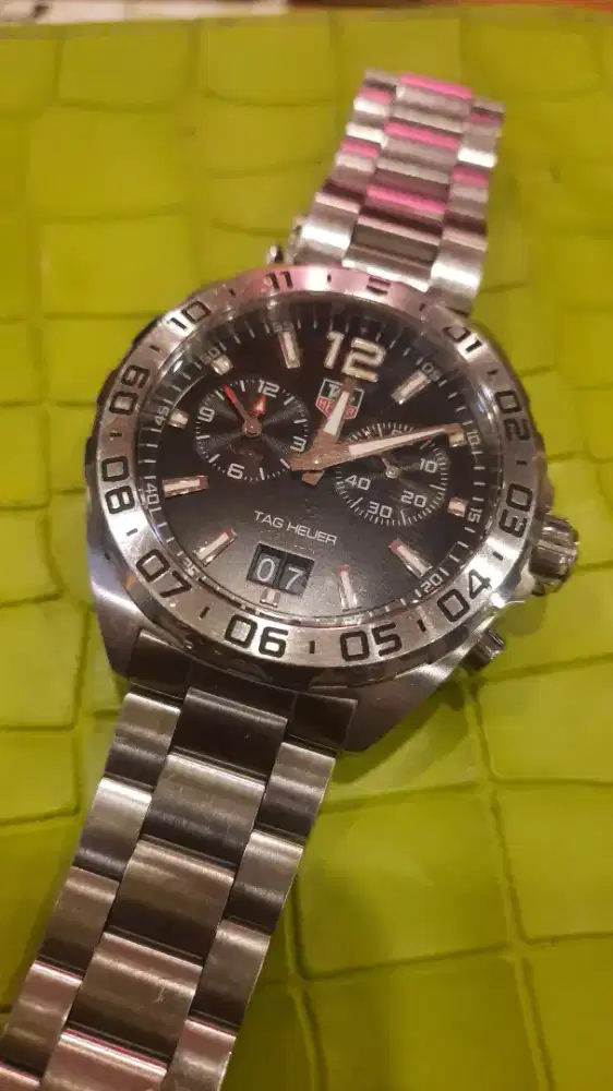 Jam tangan tag heuer alarm formula 1
