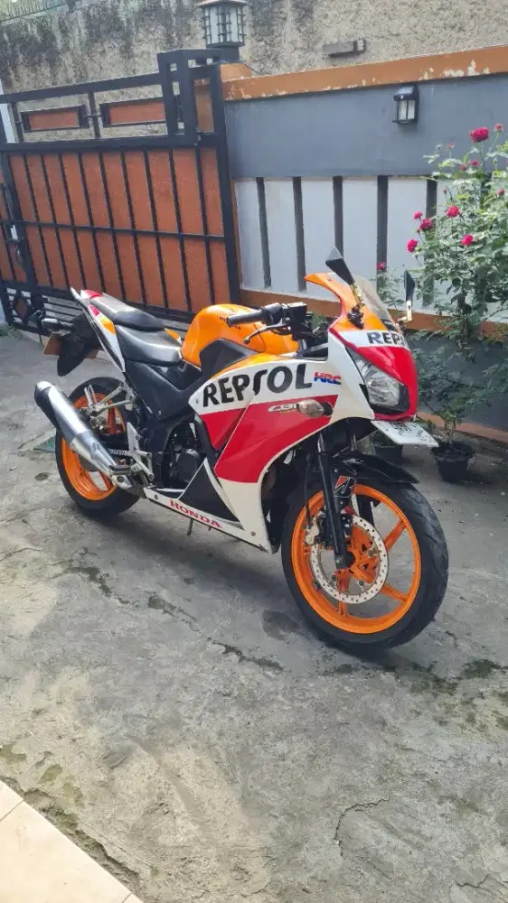 CBR150R 2015 k45a repsol