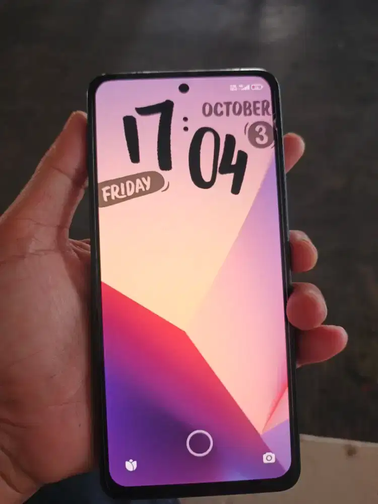 MI 12 pro ram 8/256