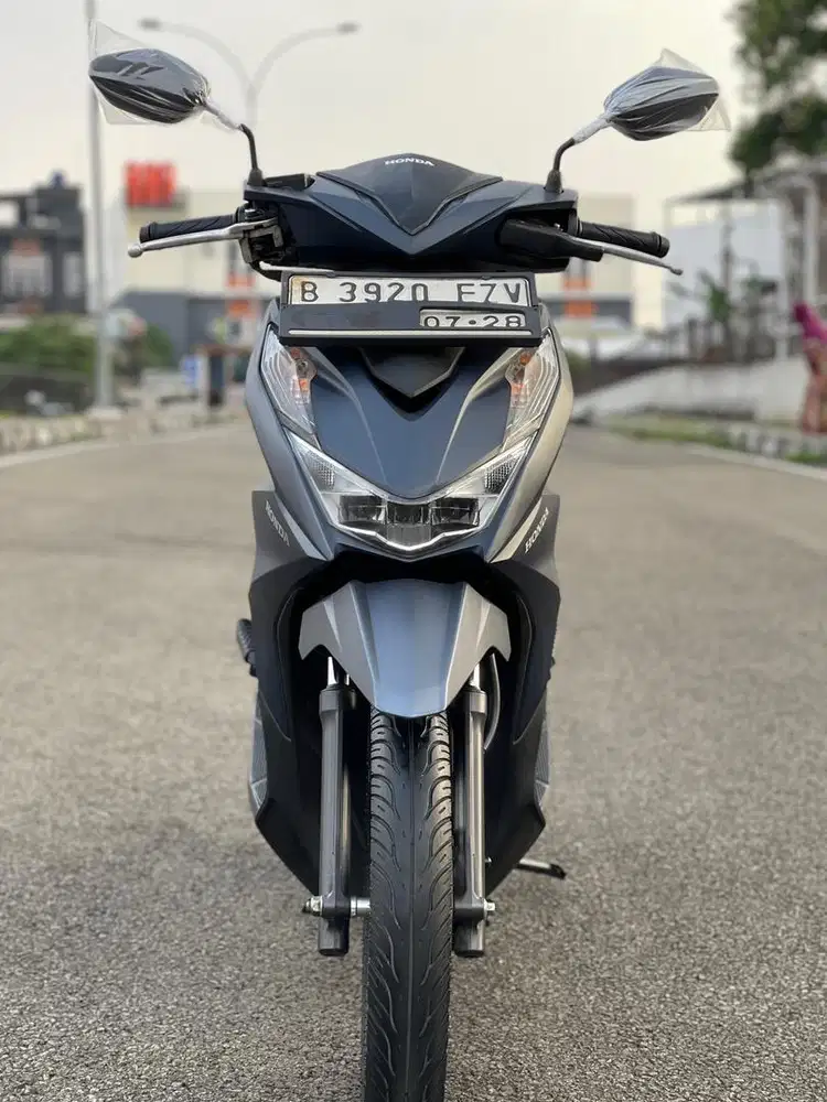 Cash/Kredit Honda Beat Deluxe Cbs Iss Tahun 2023