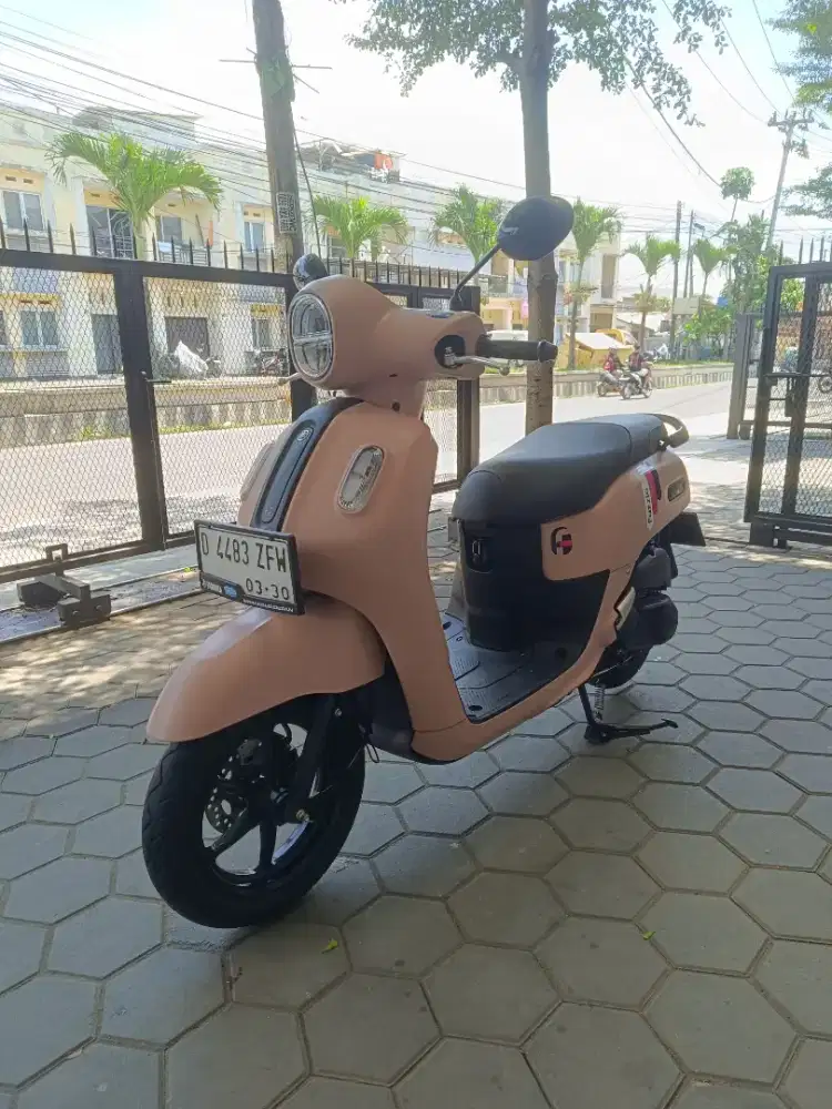 Yamaha Fazio Lux 2025 mulus seperti baru