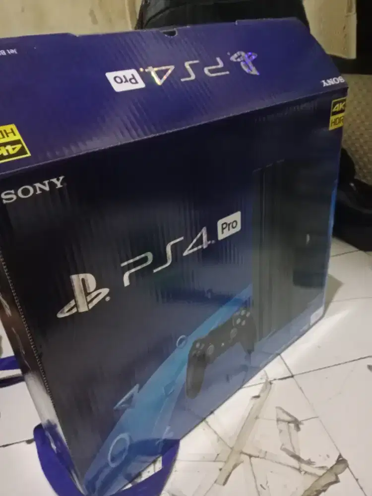 Ps4 pro kondisi baru mulus