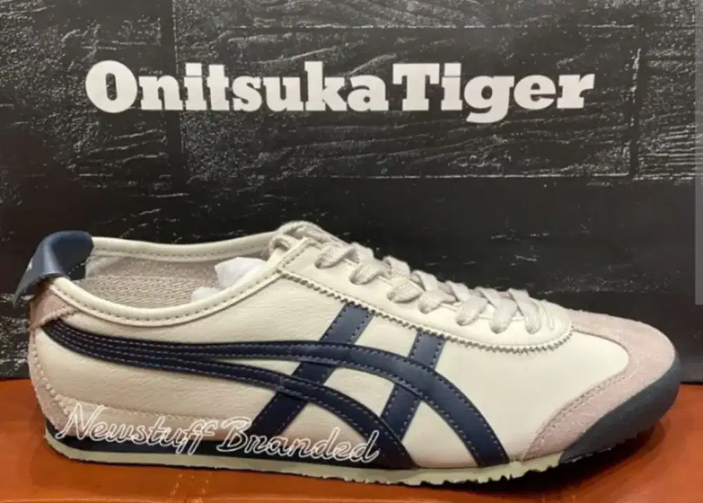 Sepatu Otsuka Tiger warna dan kondisi sesuai gambar  insyllah amanah