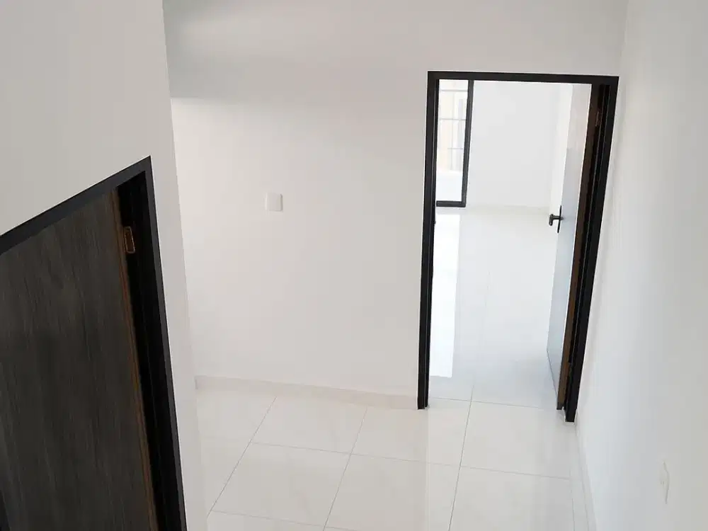 Jual Rumah Minimalis Dekat Stasiun, Sekolah  dll.  Lokasi strategis