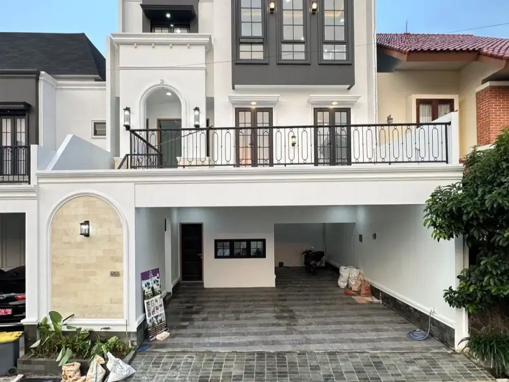 Rumah american classic dalam cluster dekat akses tol