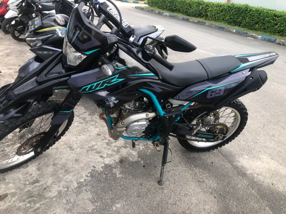DIJUAL WR 155 R mulus