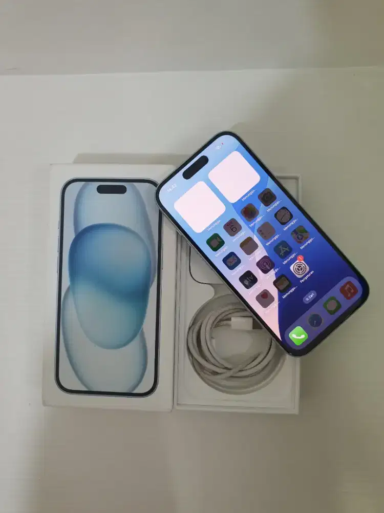 Iphone 15 128gb ibox Garansi on