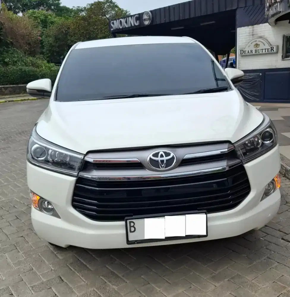 Innova 2.0 A/T V Luxury 2018