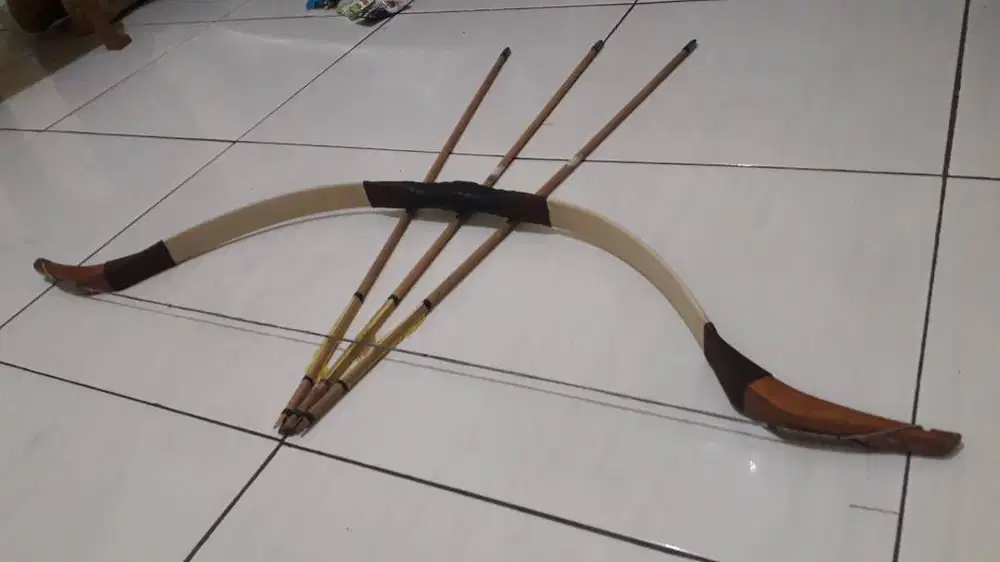 Panahan anak sekolah bahan kayu awet normal