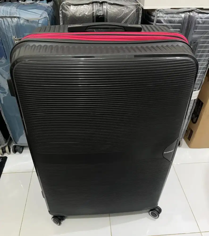 Koper Bagasi 28 Inch Big Passport PC ABS TSA Lock Roda Warna Black