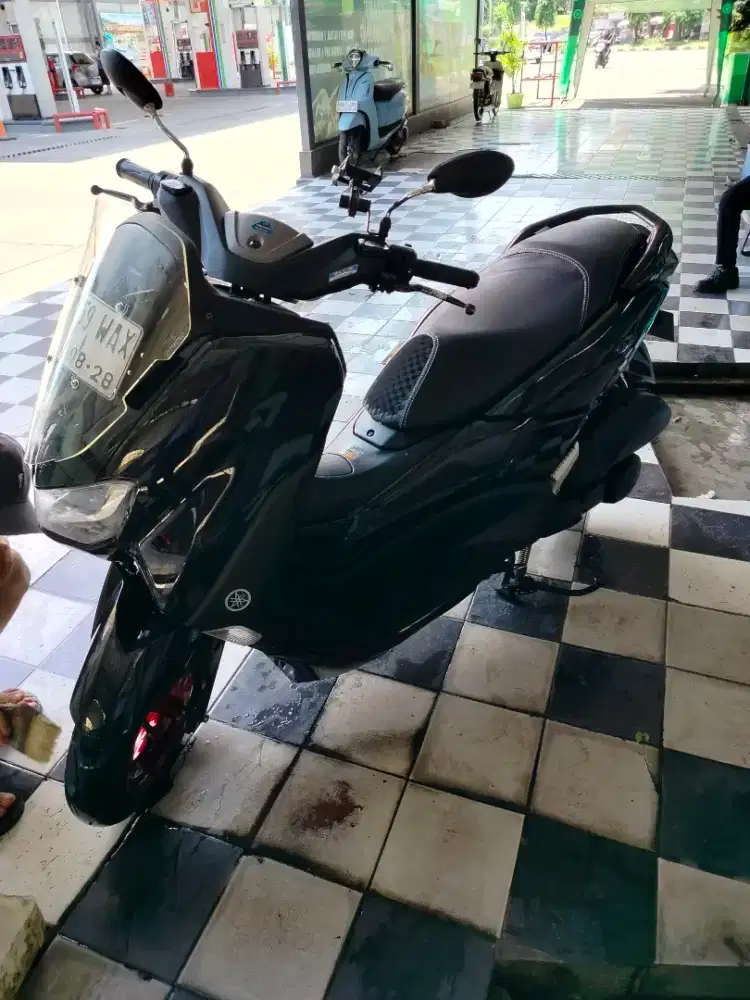 Nmax 2023 siap pakai  B U