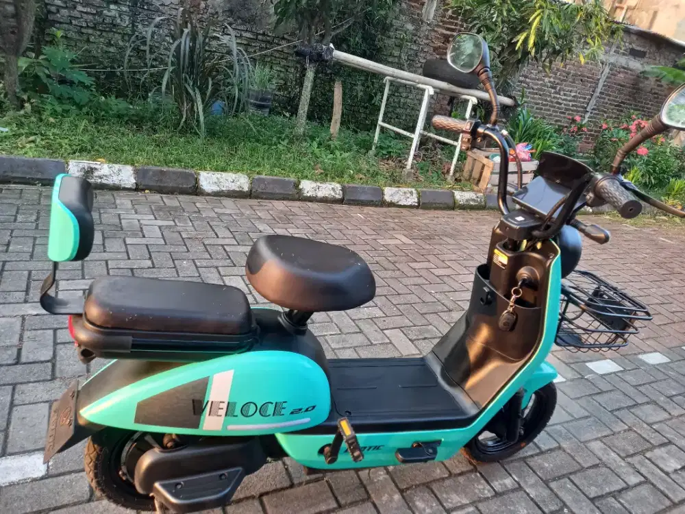 Sepeda listrik Batere Baru