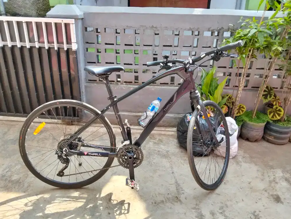THRILL VOLARE 1.0 sepeda hybrid