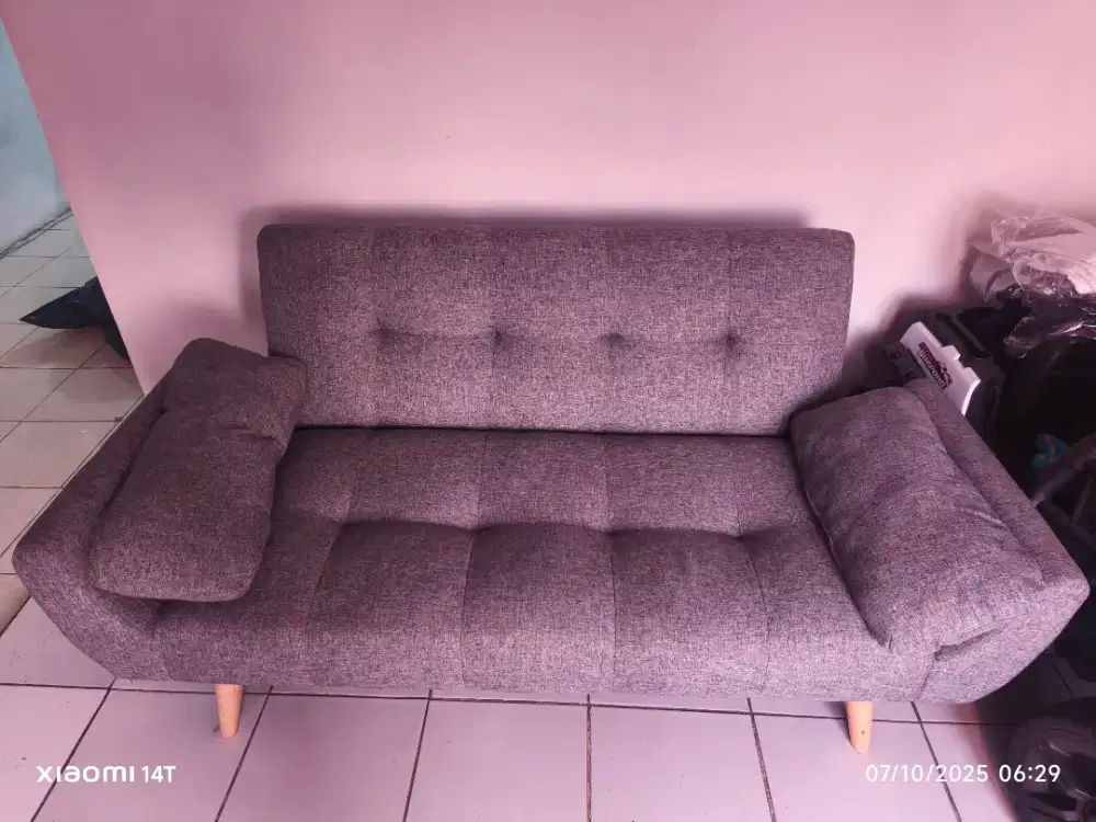 Sofa bed murah 500RB aja, dijual karena ngga akan dibawa pindahan