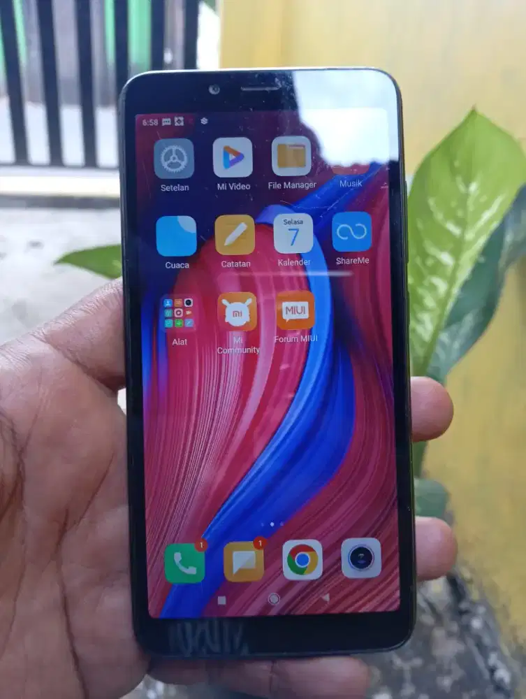 Sale xiaomi redmi 6a ram 2/16 hp,kabel cas mulus normal kamera aman
