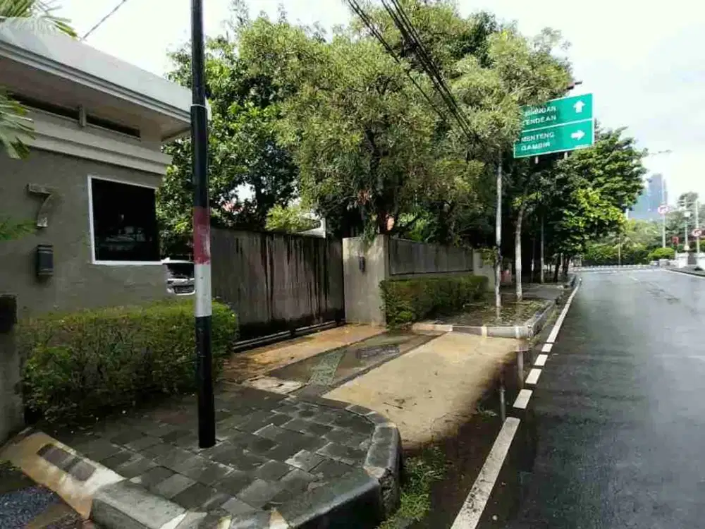 JUAL CEPAT RUMAH MENTENG, JL. TAMAN SUNDA KELAPA, JAKARTA PUSAT