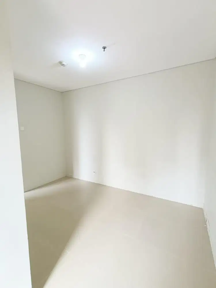 Disewakan 2 Bed Apartemen Madison Park unFurnished