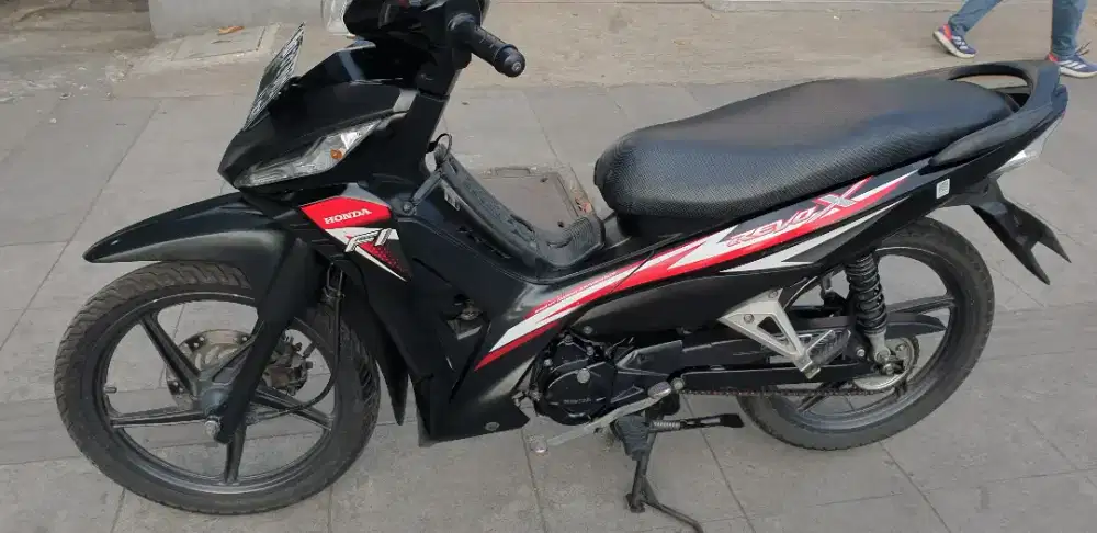 REVO X CW TH 2022 mulus pool pjk baru