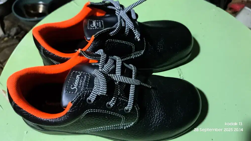 sepatu safety baru tanpa dus