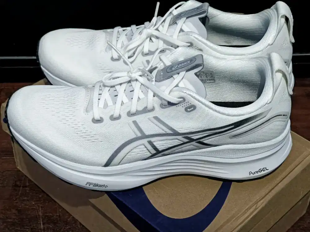 Sepatu Running Asics Gel kayano 32 Cream/off white New