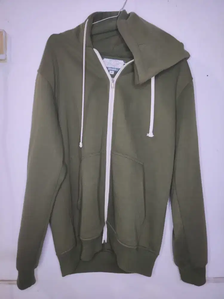 Jaket Hoodie Zipper Second (M)