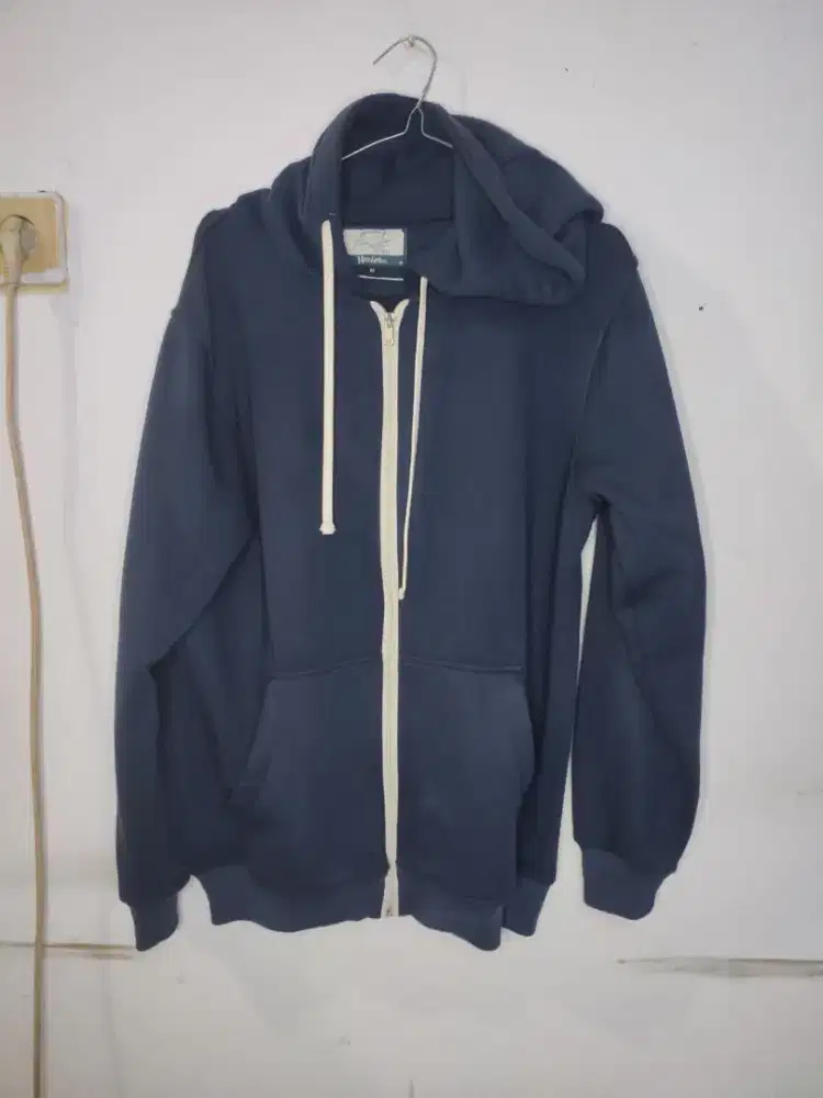 Jaket Hoodie Zipper Second (M)