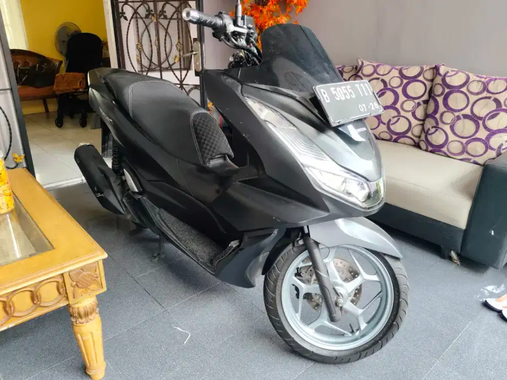 Honda PCX 160 2021 Hitam Doff