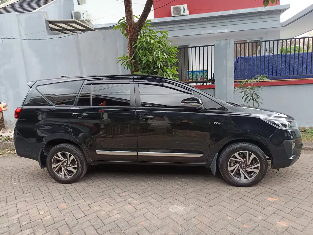 Toyota Kijang Innova 2021 Bensin