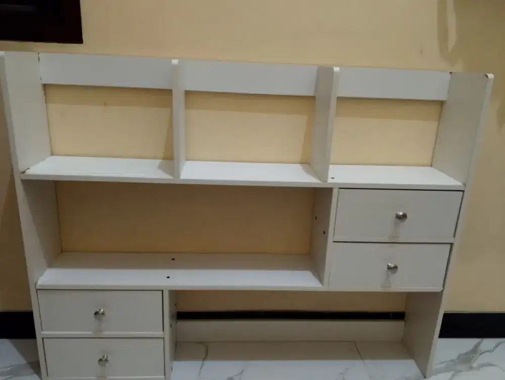 Rak buku minimalis rak serbaguna