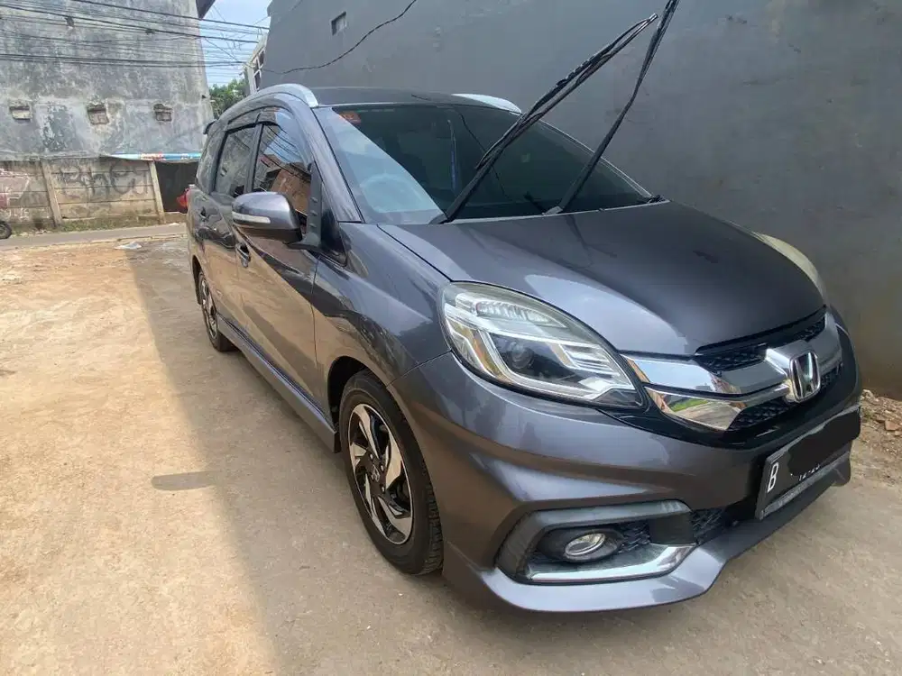 DI JUAL HONDA MOBILIO RS/AT 2015 (km.Antik)