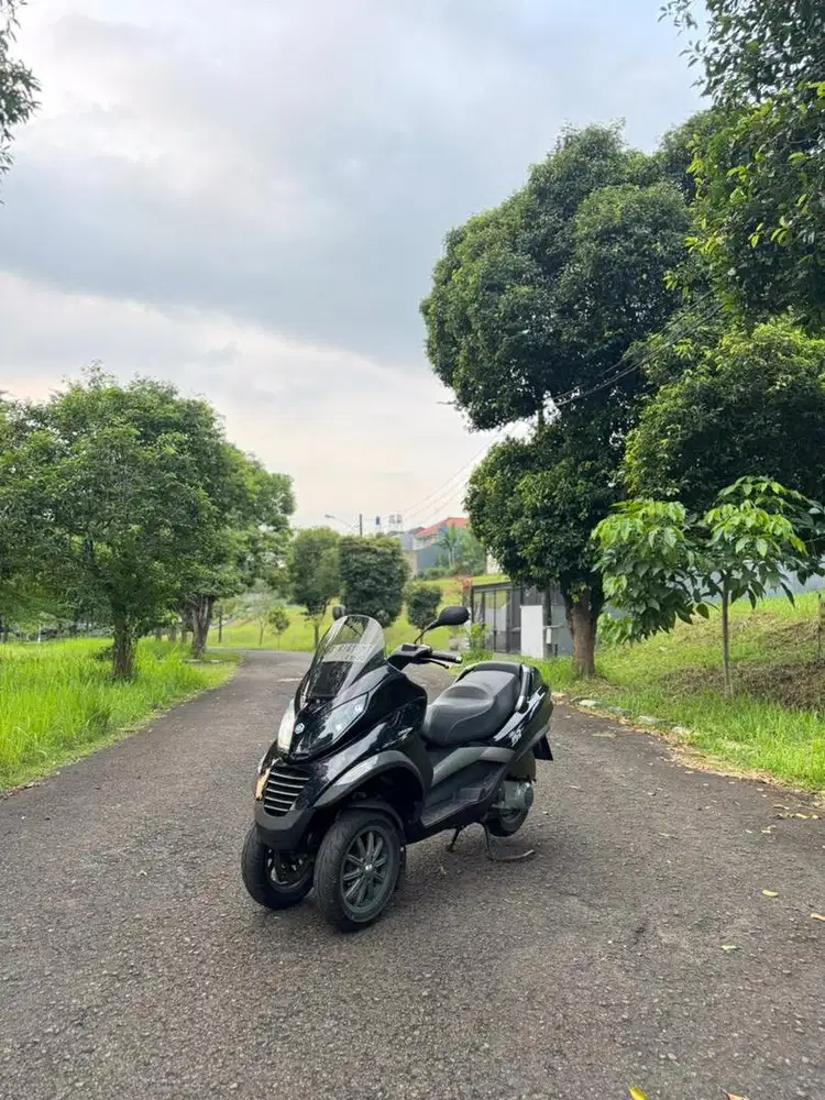 Piaggio MP3 250cc
