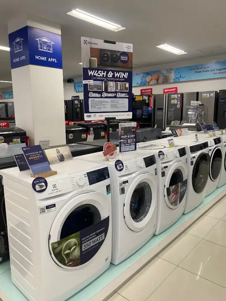 mesin cuci Electrolux bukaan depan