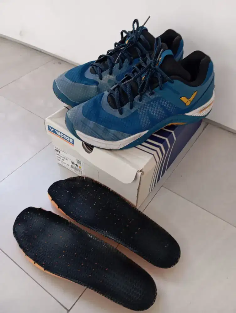 Sepatu Badminton Bulu Tangkis Victor Original 44