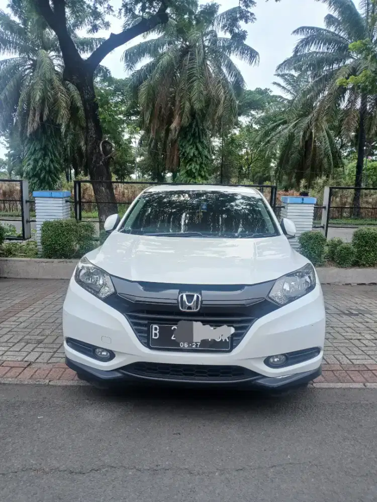 Pajak panjang Honda HRV E 1,5 Bensin AT 2017 Putih