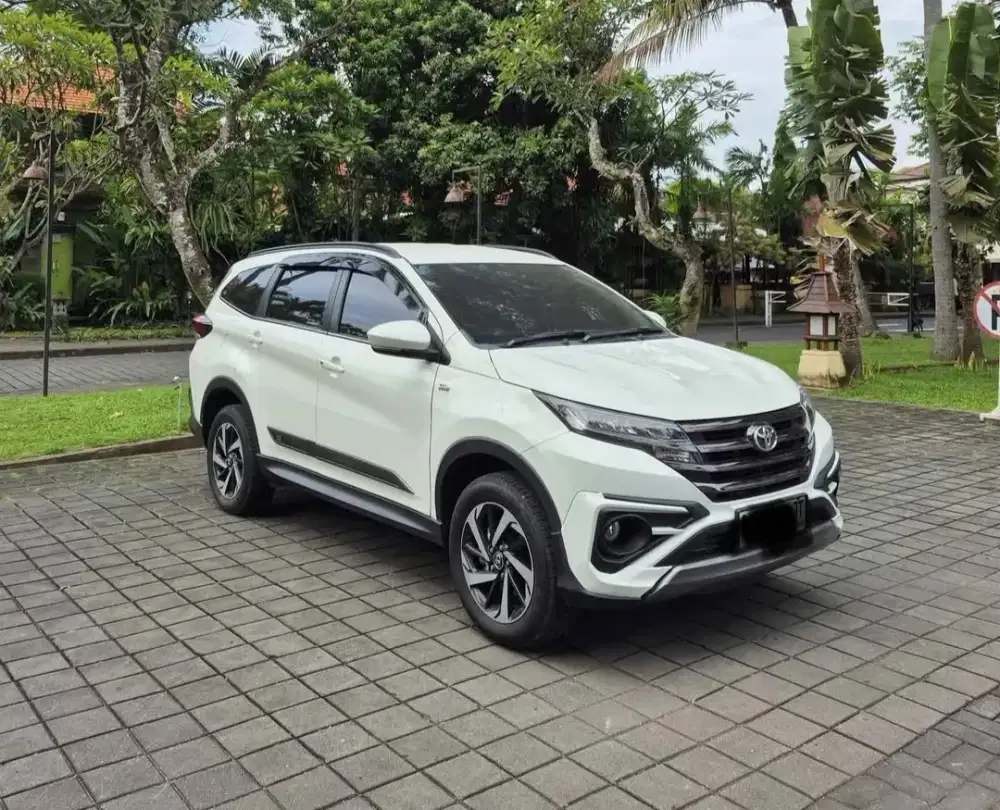 Rush GR sport At 23 istimewa