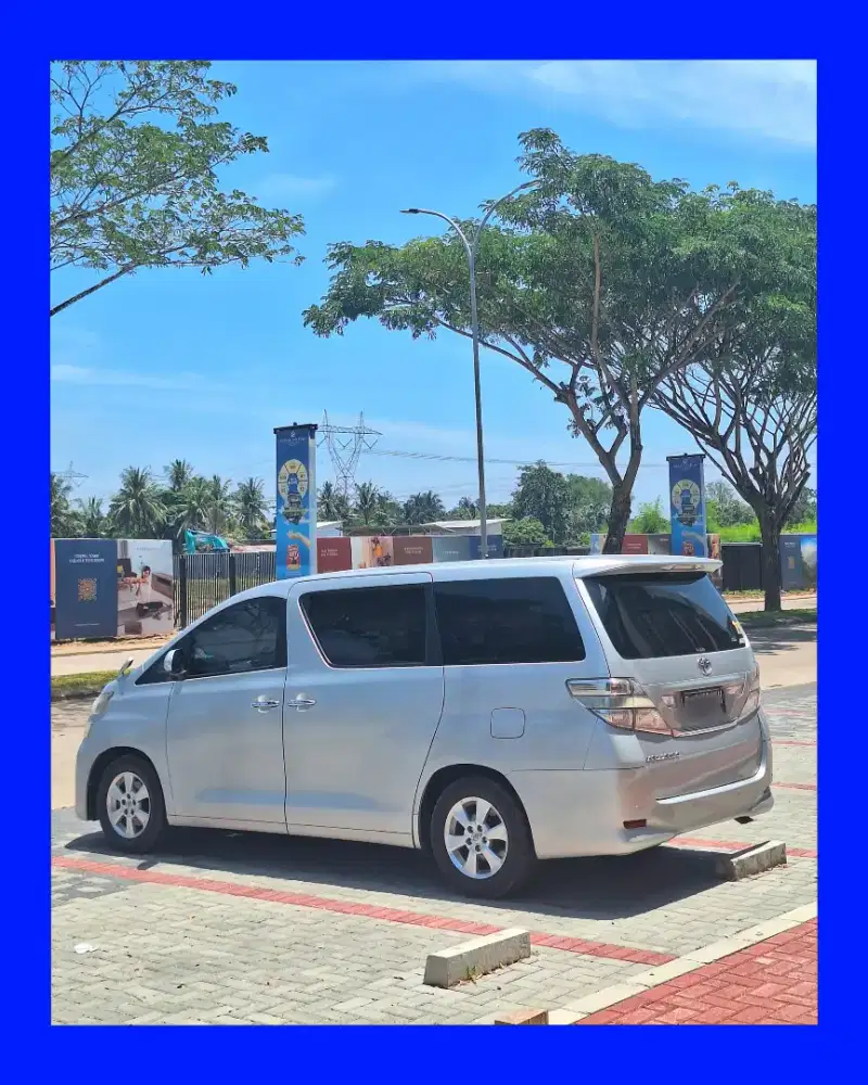 Vellfire Sunroof 2.4 AT