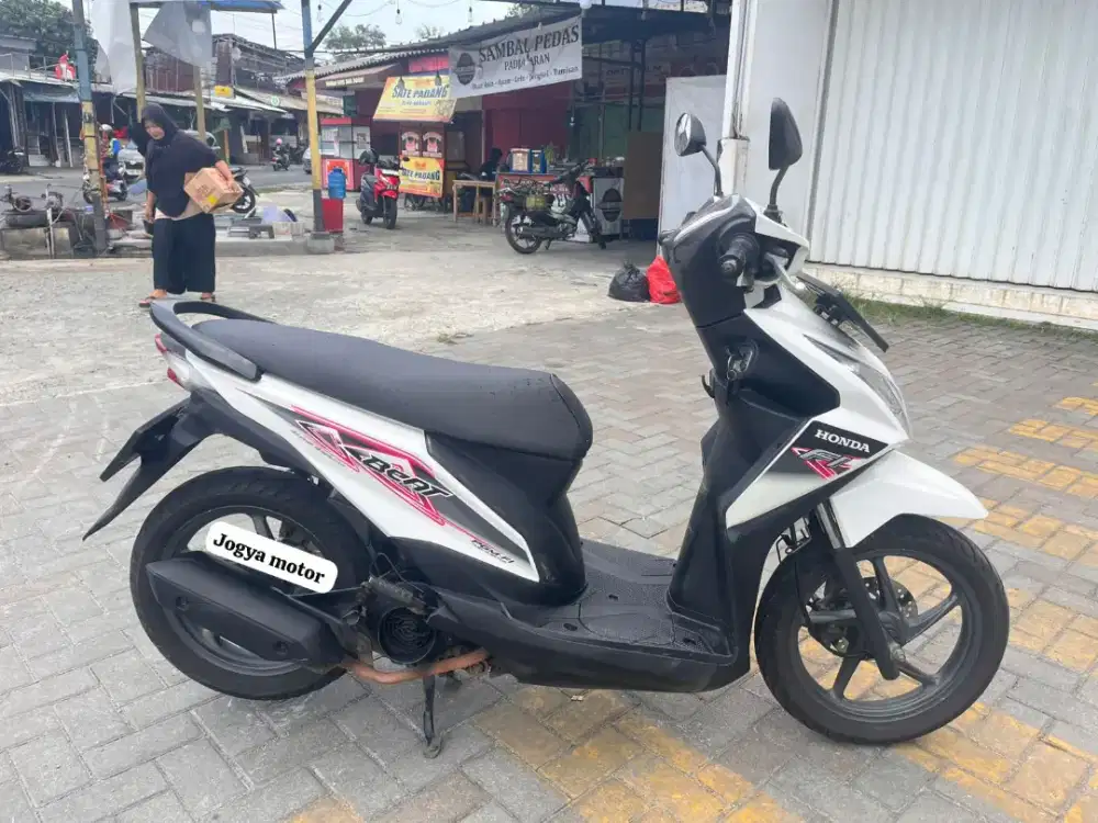 Honda beat fi tahun 2014 cash