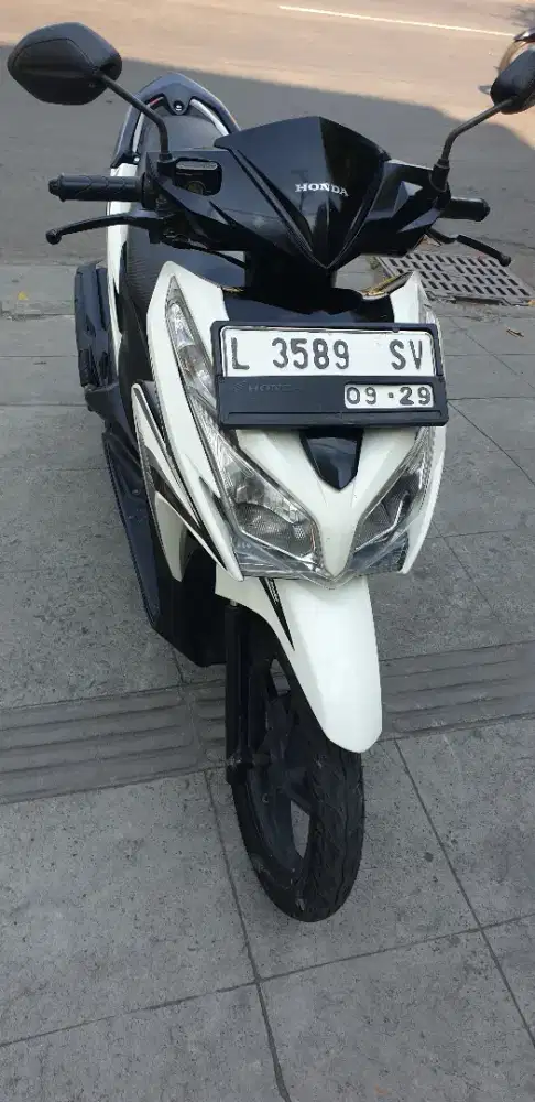 Vario 125 iss th 2014 istimewa km 22 rb pjk baru